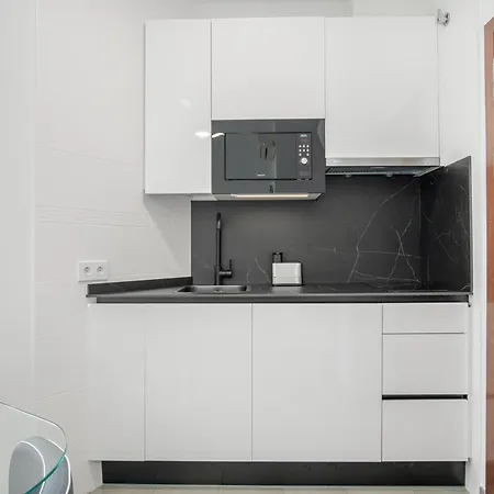 Cervantes Homes No2 *