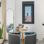 Апартаменты Cervantes Homes No2 *