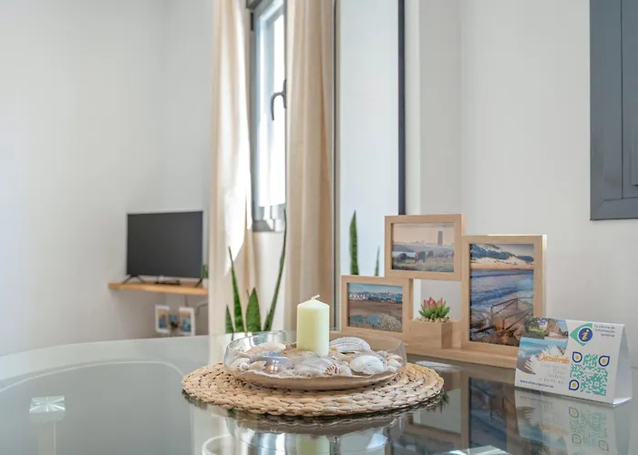 Cervantes Homes No2 * קוניל דה לה פרונטרה