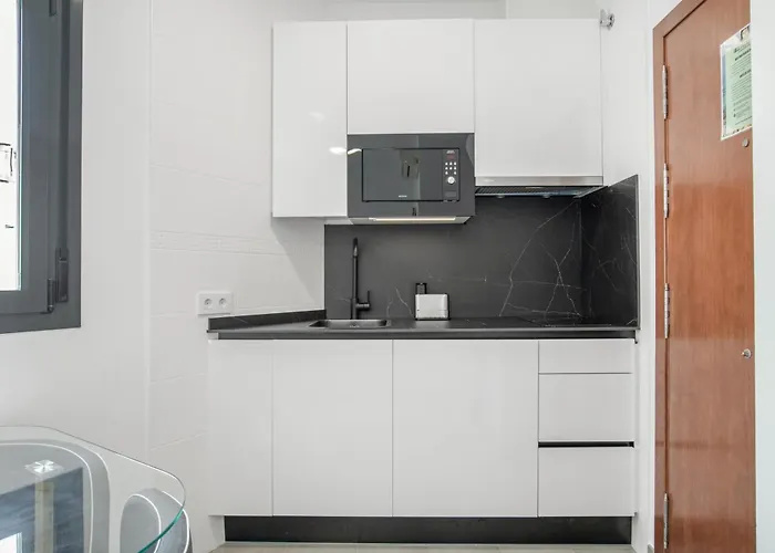 Cervantes Homes No2 *