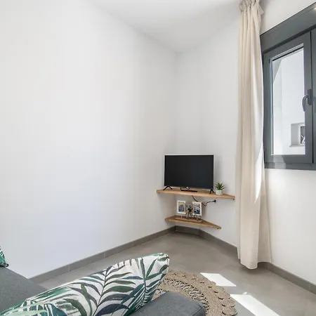 Cervantes Homes No2 Apartment *